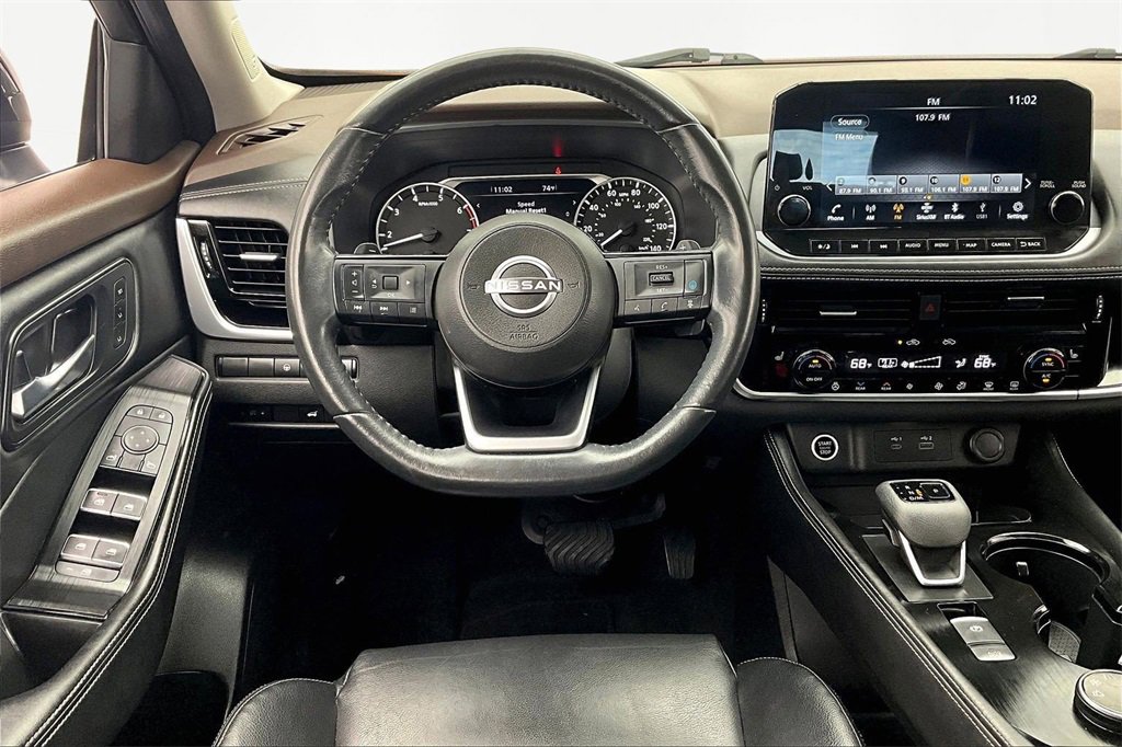 Used 2022 Nissan Rogue SL w/ SL Premium Package image 5