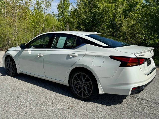 Used 2023 Nissan Altima 2.0 SR FWD image 8