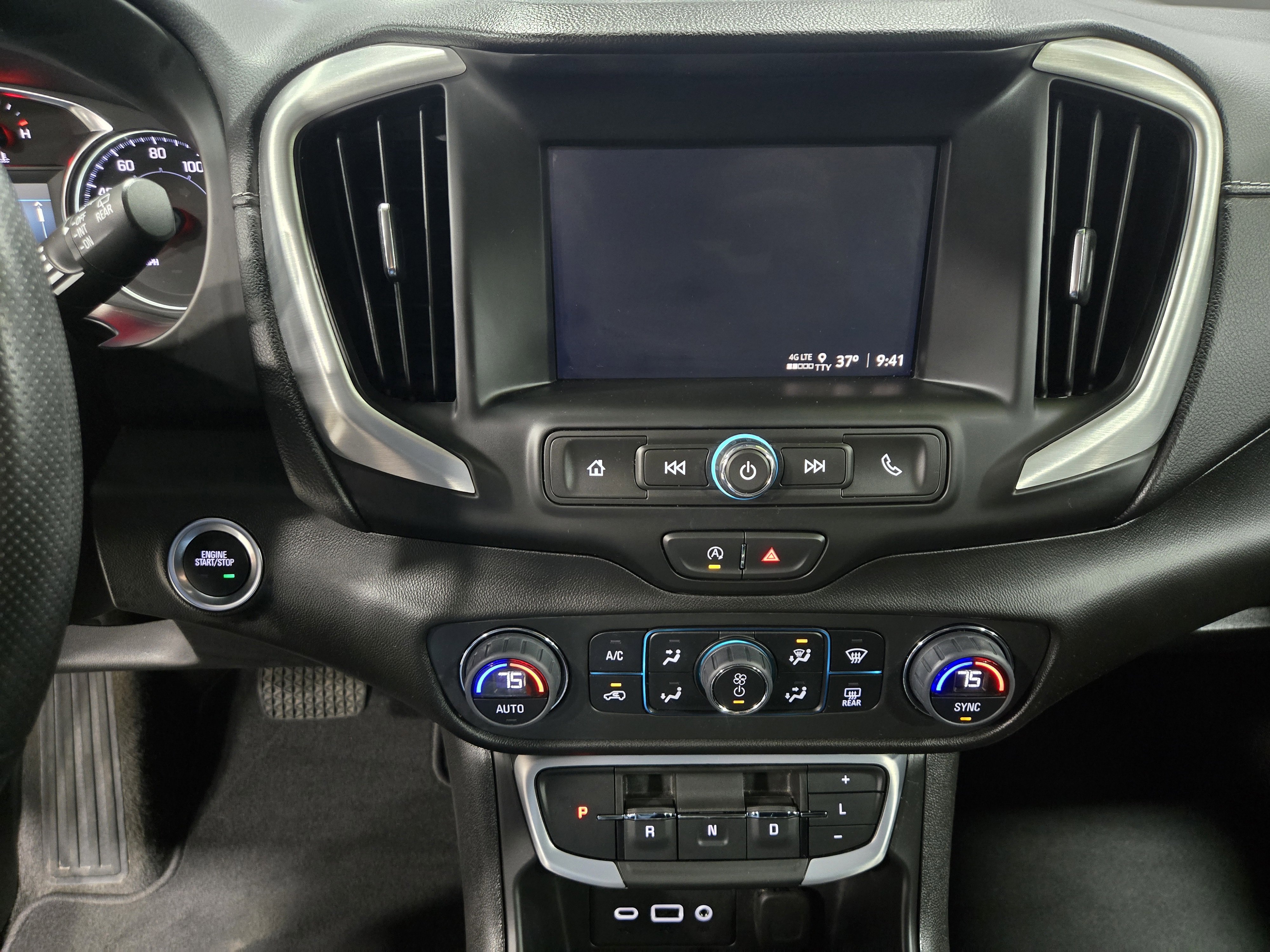 Certified 2024 GMC Terrain SLE w/ Driver Convenience Package image 14