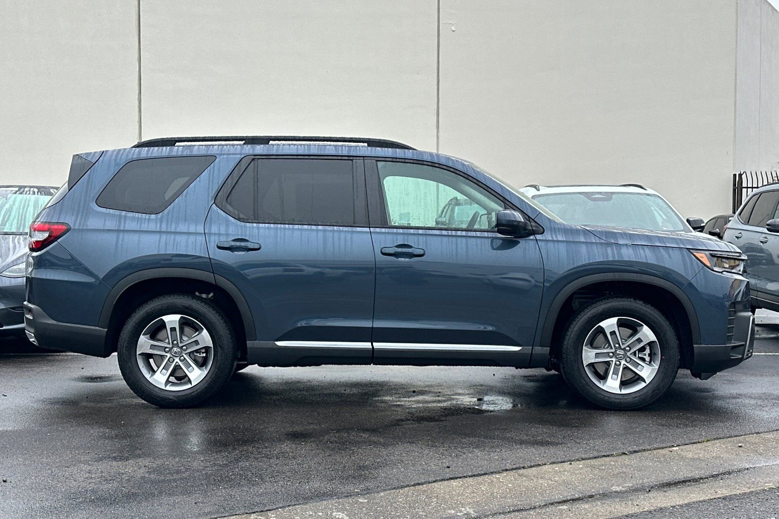 New 2026 Honda Pilot EX-L image 2