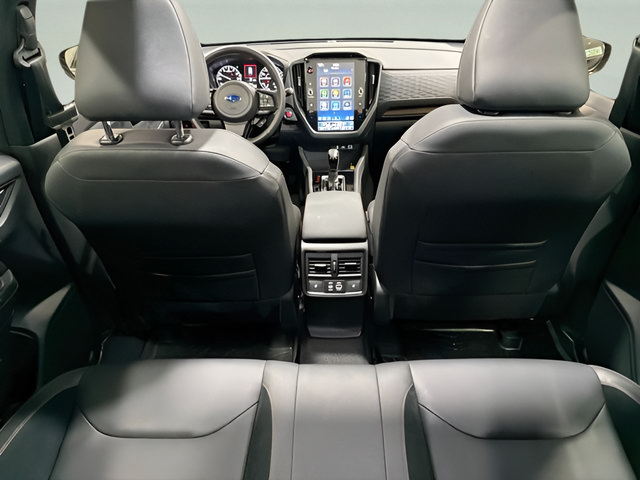 Certified 2025 Subaru Forester Touring AWD/4WD image 37
