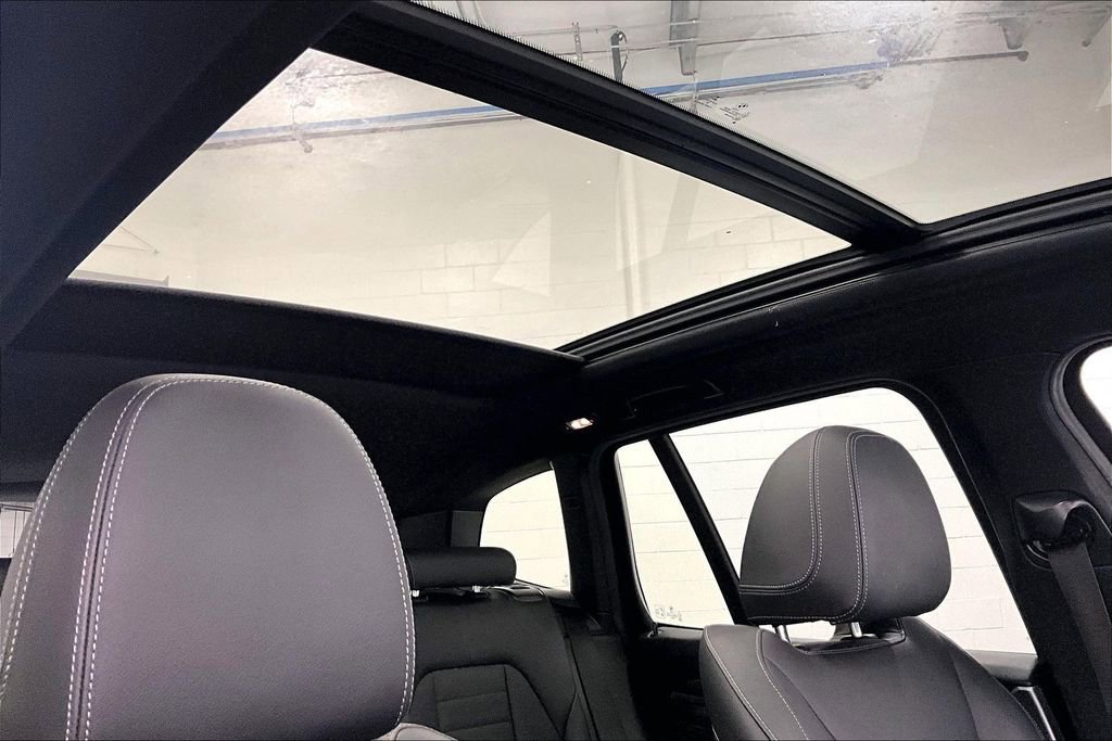 Used 2020 BMW X3 xDrive30i w/ Premium Package AWD/4WD image 17