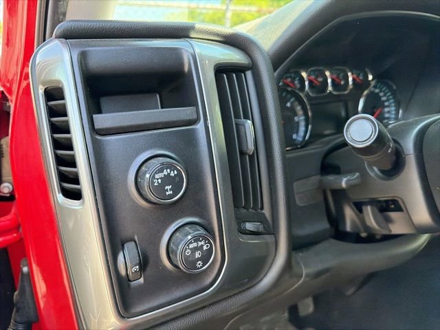 Used 2018 Chevrolet Silverado 1500 LT w/ All Star Edition AWD/4WD image 24