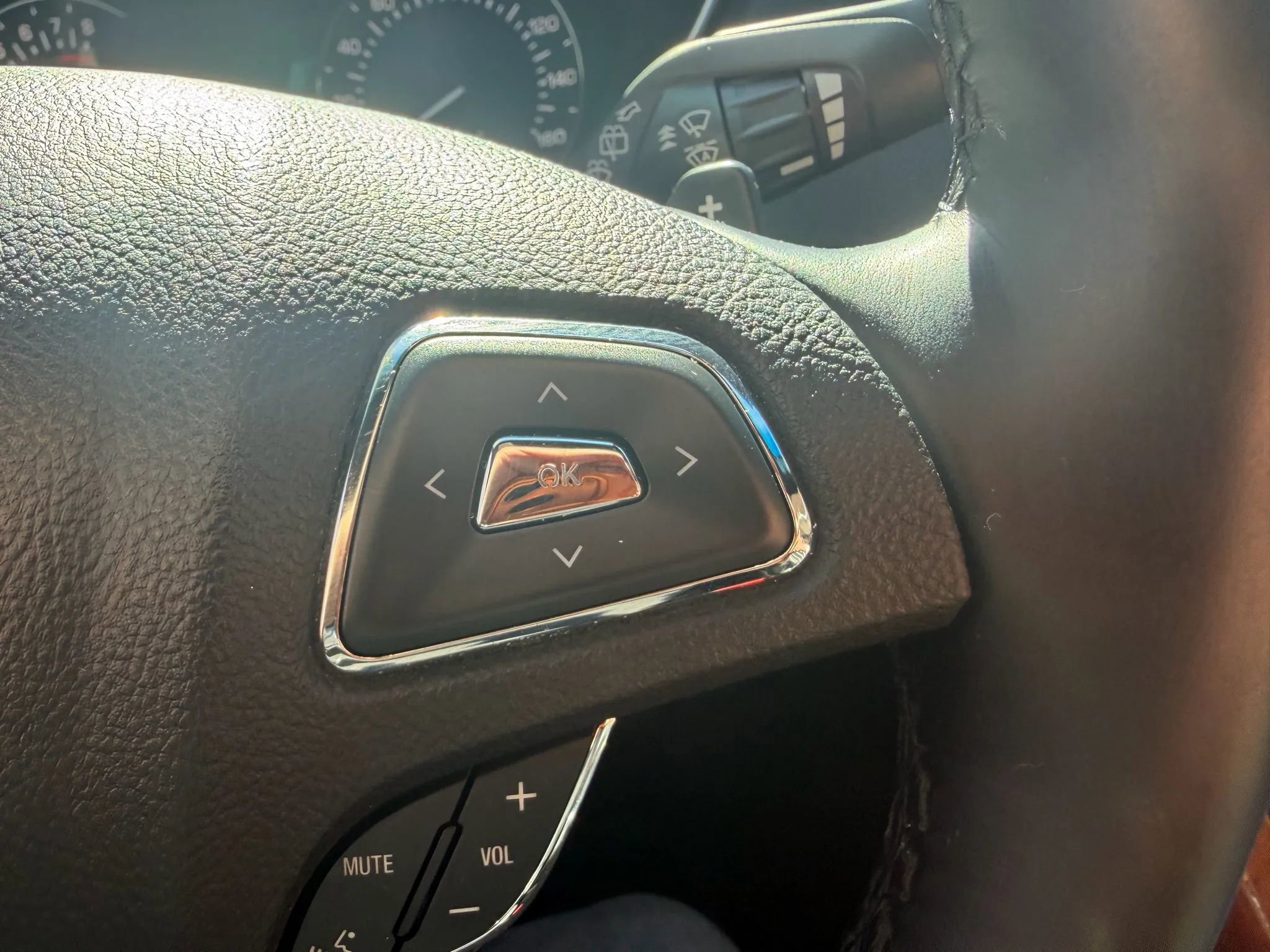 Used 2016 Lincoln MKX Select w/ Select Plus Package image 13