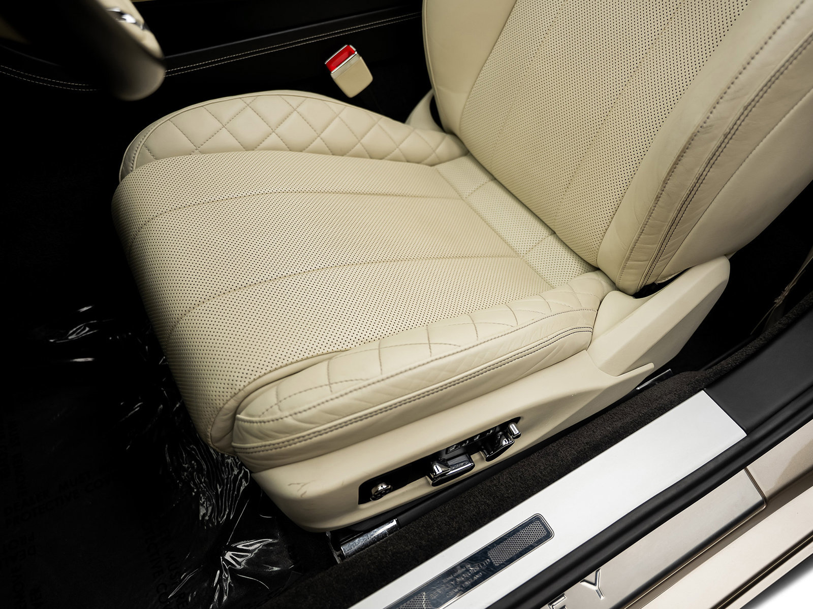 Used 2020 Bentley Continental GT AWD/4WD image 33