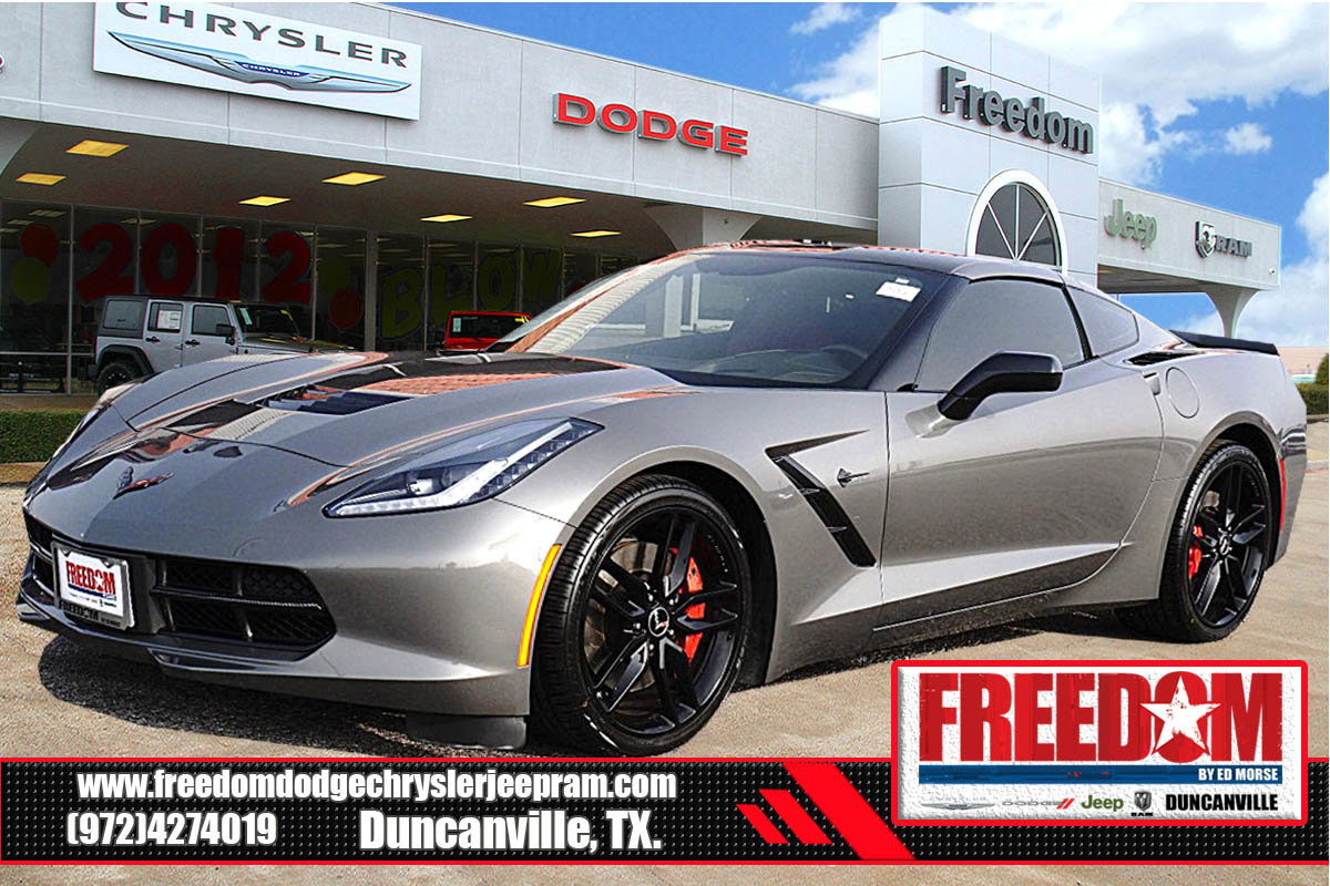 Used 2015 Chevrolet Corvette Stingray Coupe w/ 2LT Preferred Equipment Group RWD image 1