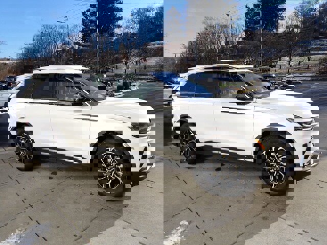 New 2026 Lincoln Nautilus Premier w/ Equipment Group 102A image 14