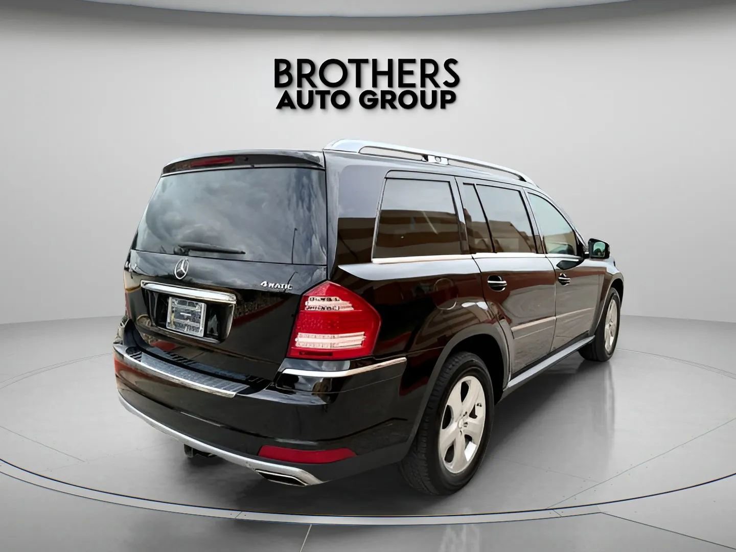 Used 2012 Mercedes-Benz GL 450 4MATIC image 11