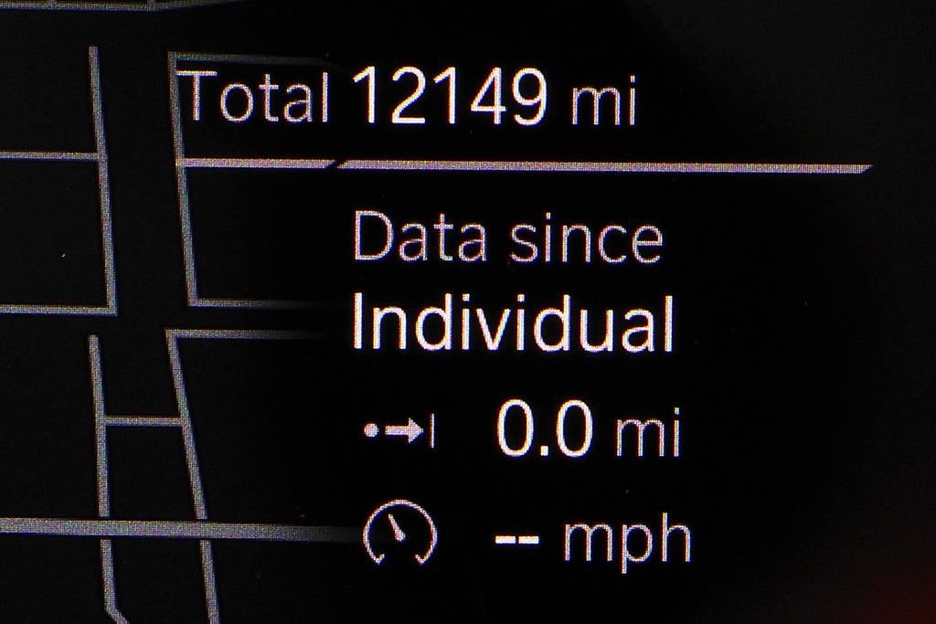 Used 2023 BMW Z4 sDrive30i w/ Premium Package image 29