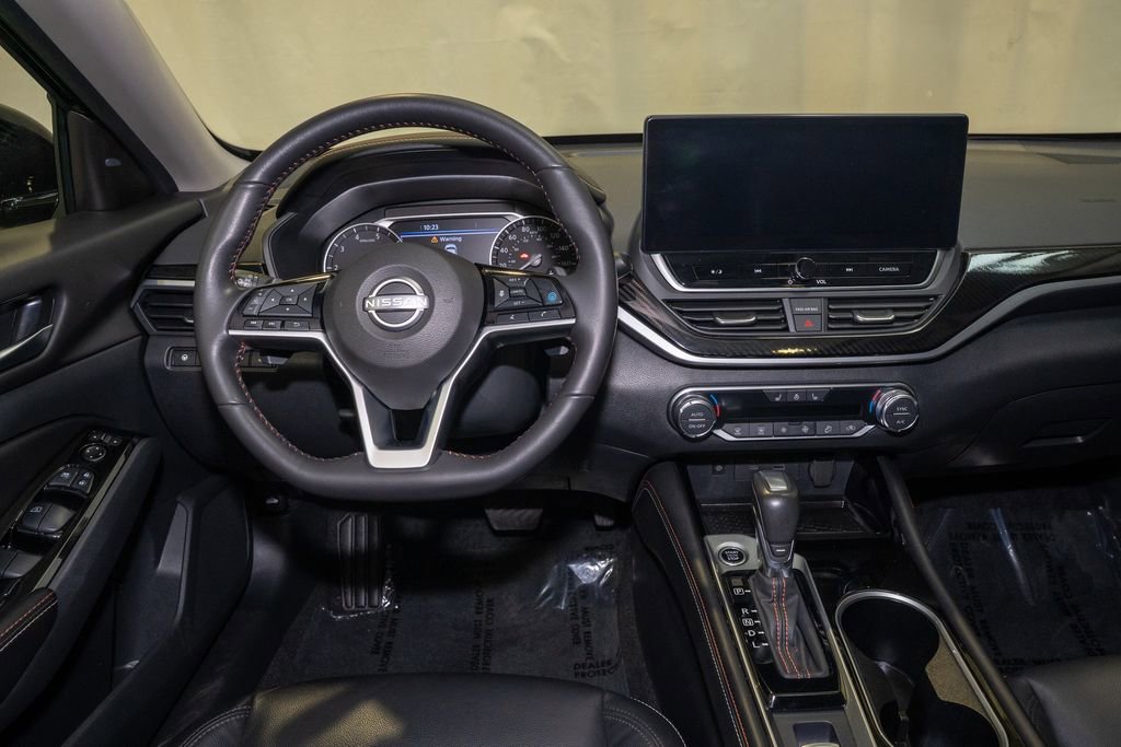 Certified 2024 Nissan Altima 2.0 SR image 6