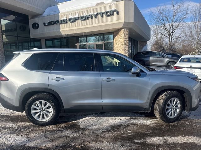 Used 2025 Toyota Grand Highlander AWD video 2