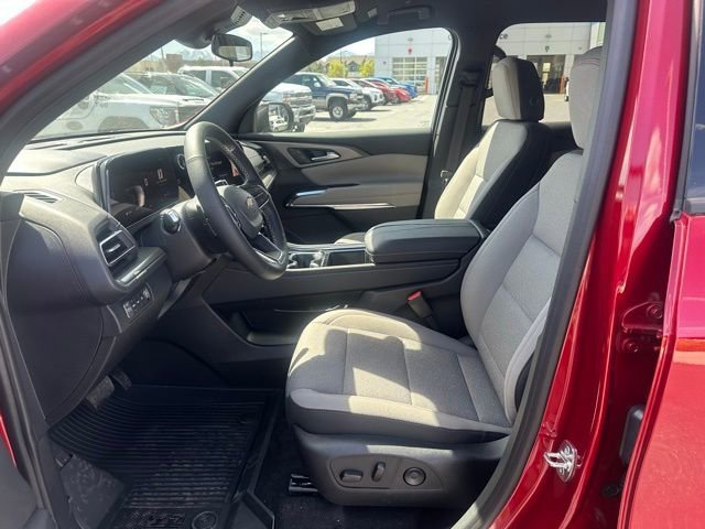 New 2026 Chevrolet Traverse LT w/ LPO, Floor Liner Package AWD/4WD image 2