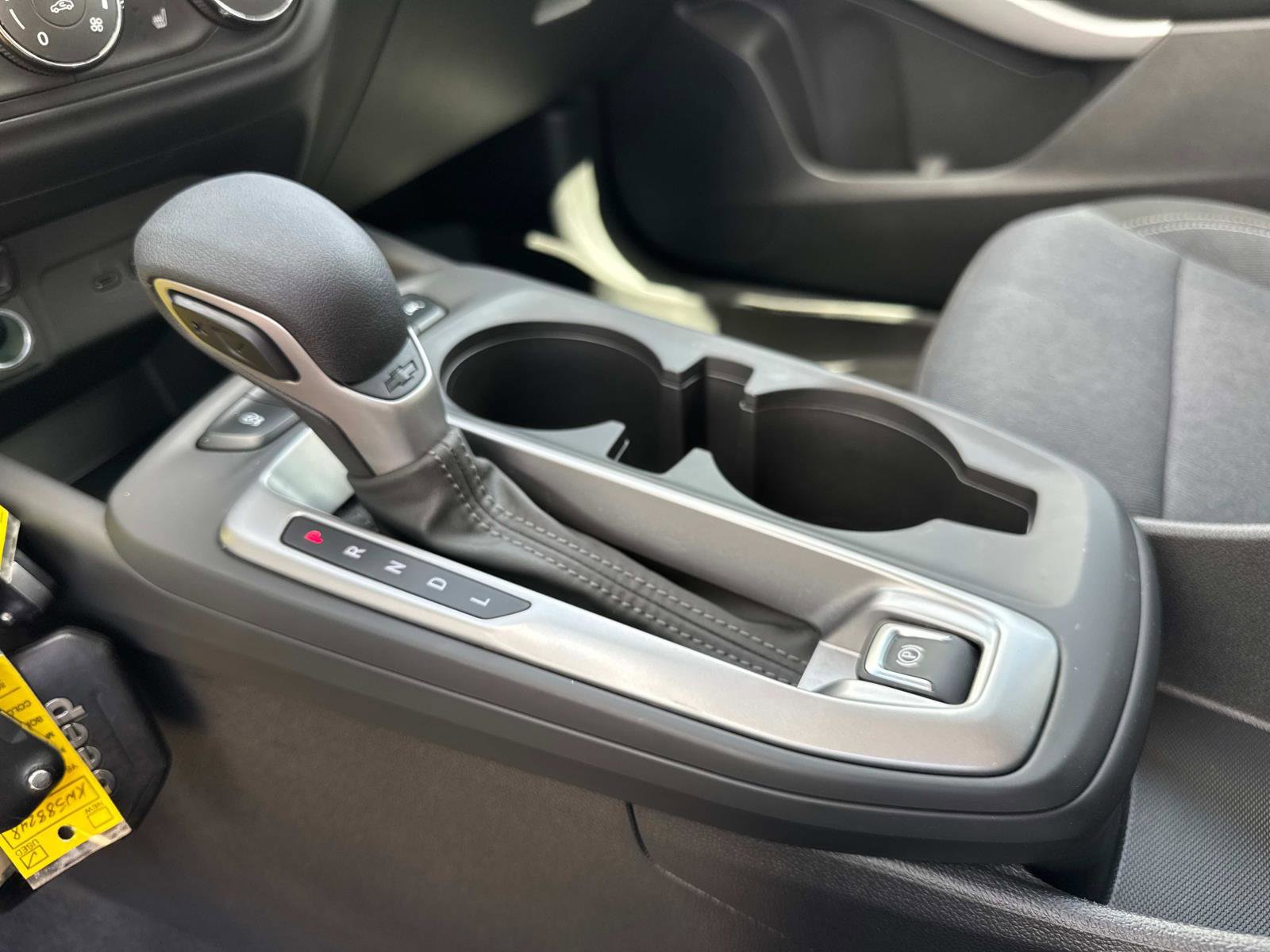 Used 2024 Chevrolet Trax LS w/ LS Convenience Package image 25