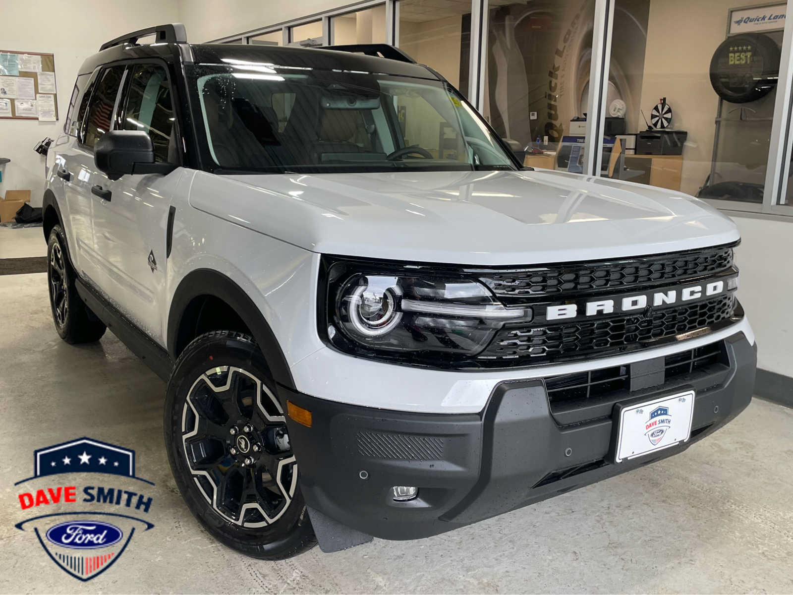 New 2026 Ford Bronco Sport Outer Banks w/ Outer Banks Tech Package+ AWD/4WD image 1