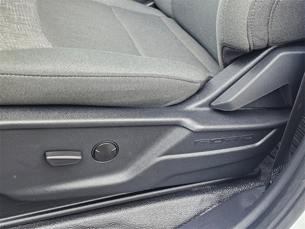 Used 2024 Ford F350 XLT image 31