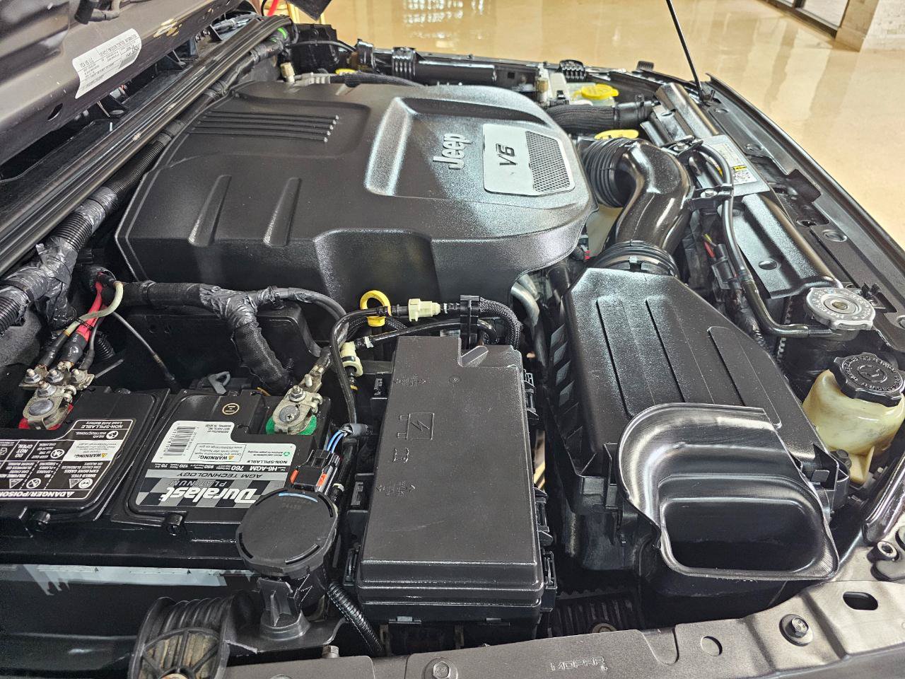 Used 2016 Jeep Wrangler Sport AWD/4WD image 25