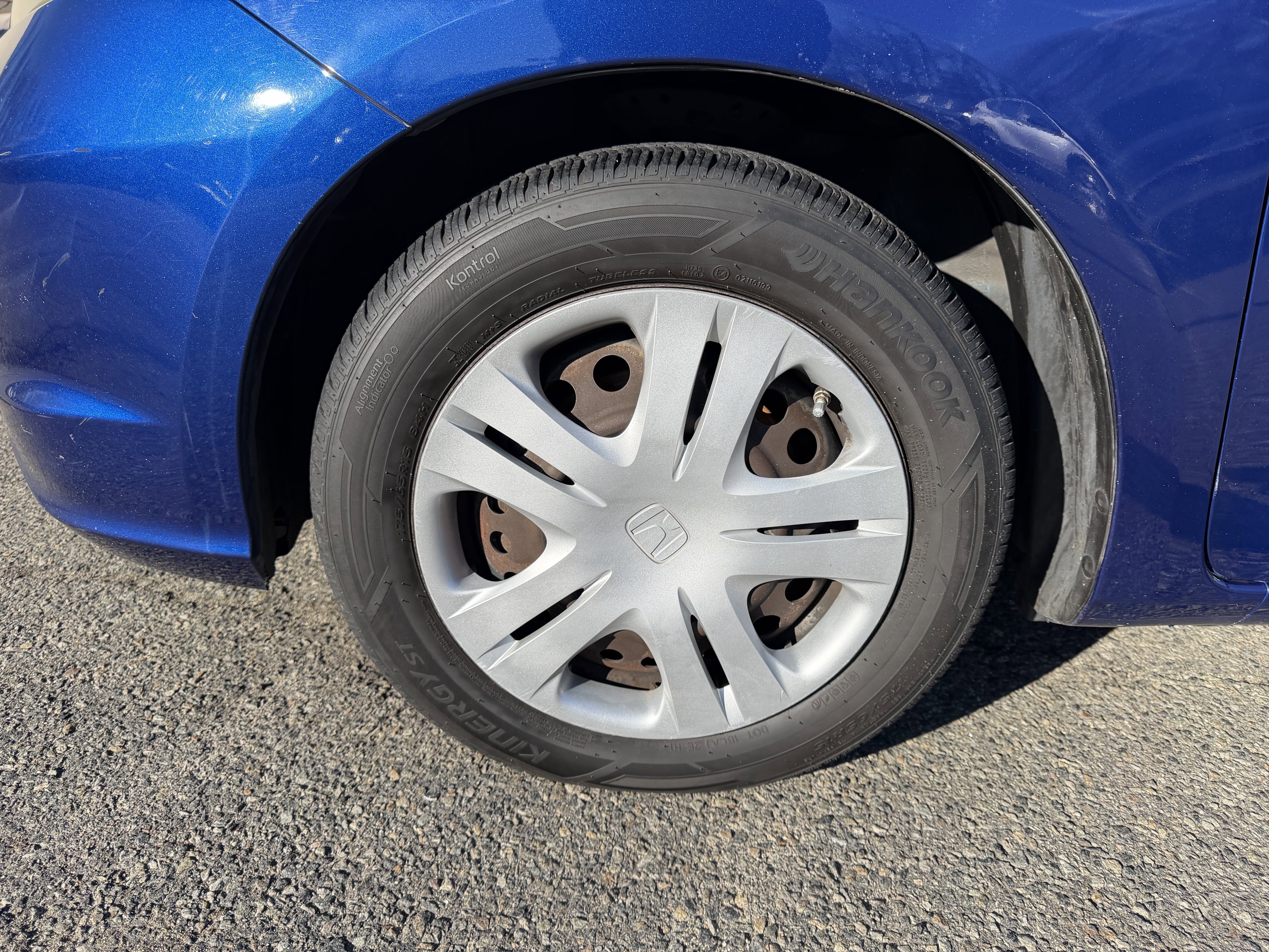 Used 2010 Honda Fit image 8