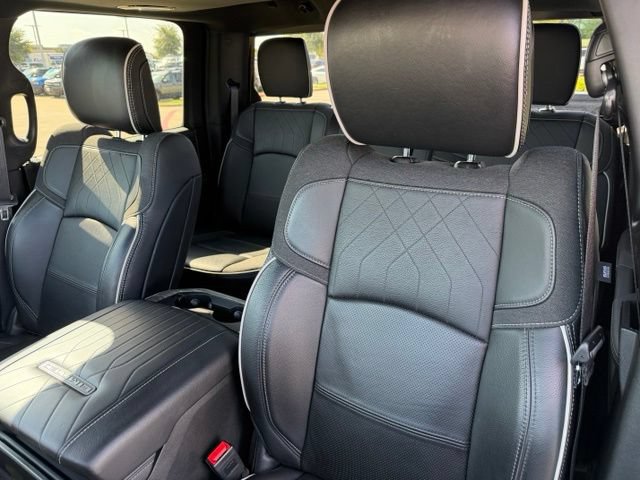 Used 2025 RAM 2500 Limited AWD/4WD image 11