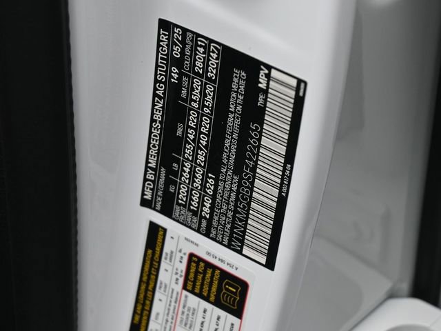 New 2025 Mercedes-Benz GLC 350e 4MATIC image 33