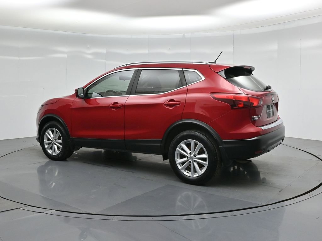 Used 2018 Nissan Rogue Sport SV image 7
