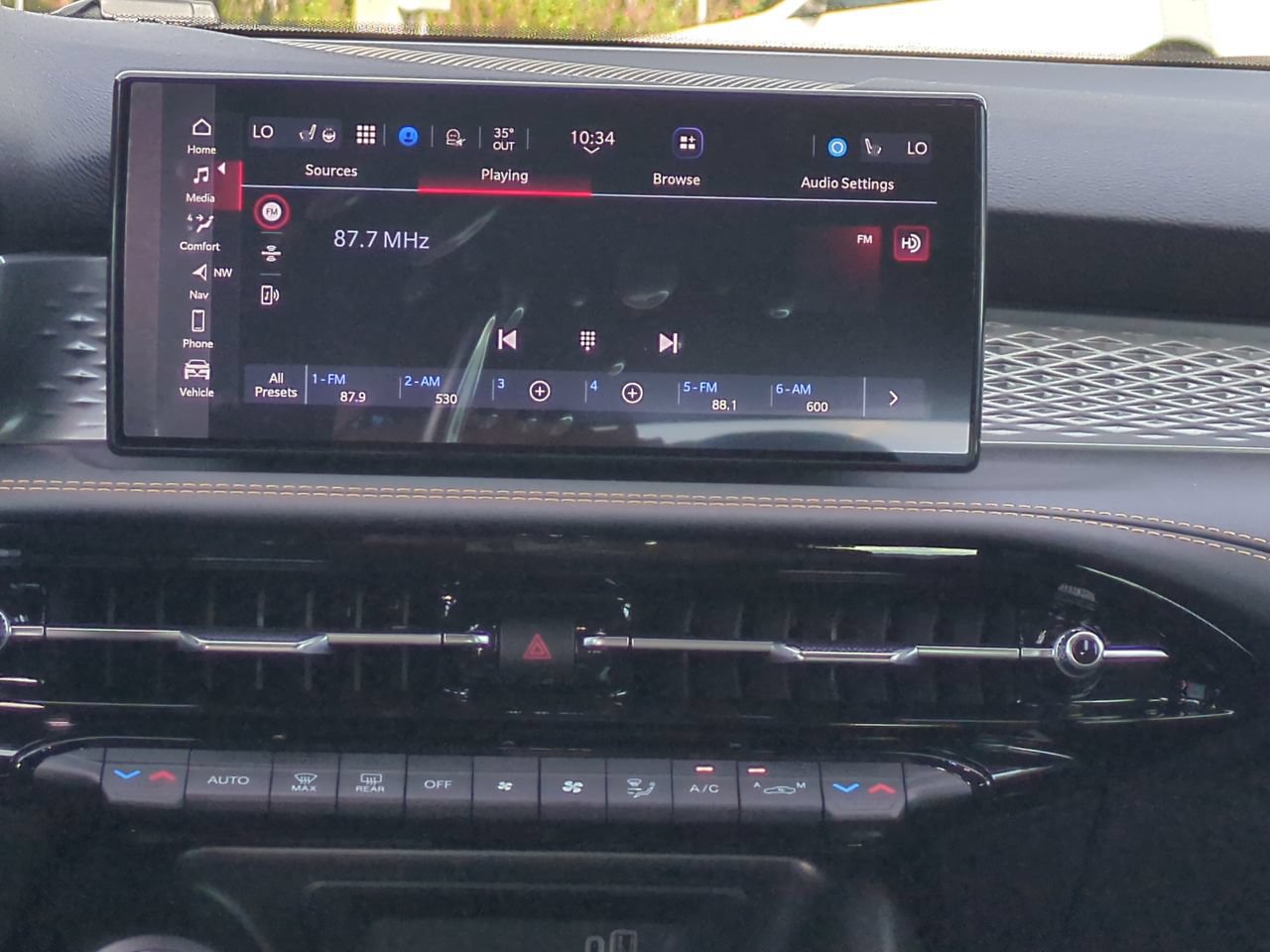 New 2025 Alfa Romeo Tonale AWD/4WD image 17