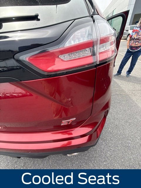 Used 2019 Ford Edge ST w/ Equipment Group 401A AWD/4WD image 10