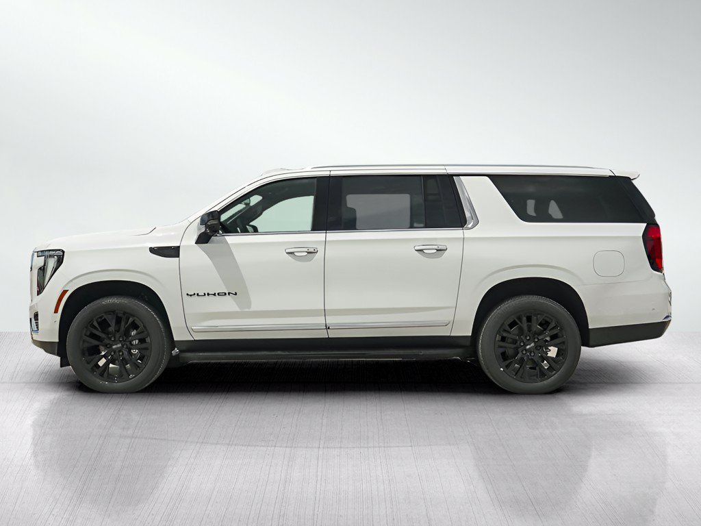 New 2026 GMC Yukon XL Elevation w/ LPO, Elevation Black Package AWD/4WD image 4