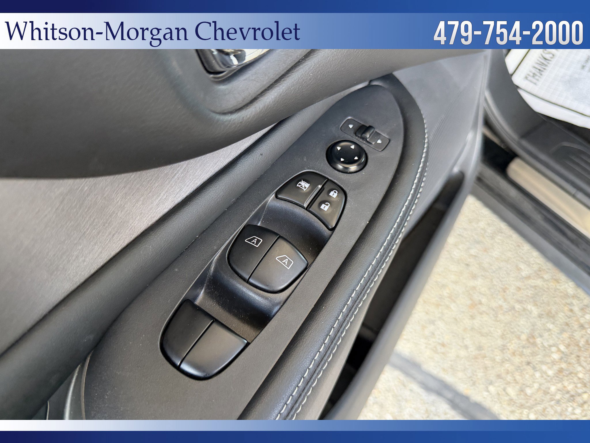 Used 2024 Nissan Murano SV w/ SV Midnight Edition Package image 12