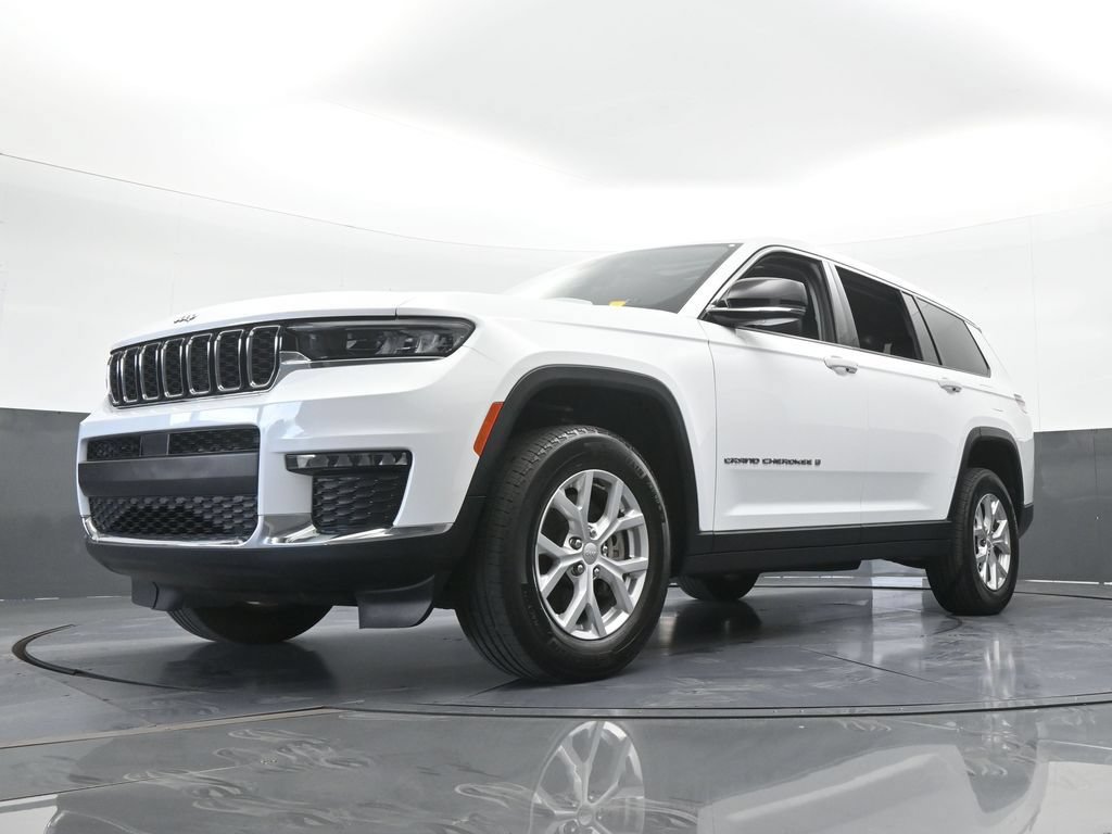 Used 2023 Jeep Grand Cherokee L Limited AWD/4WD image 60