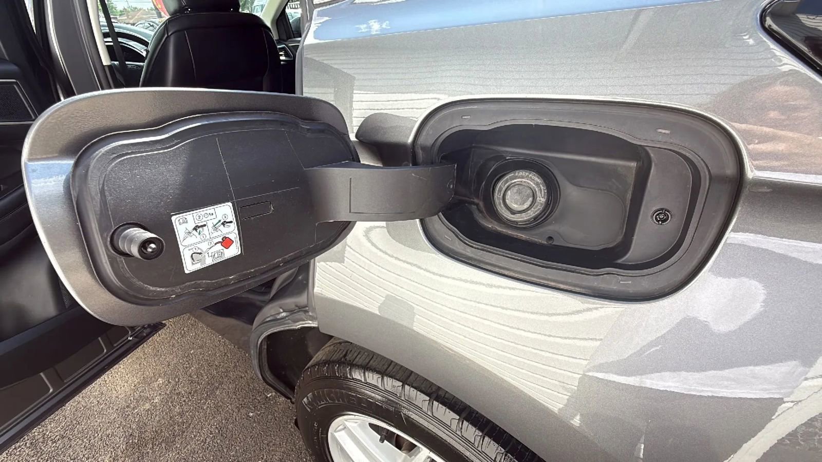 Used 2023 Ford Edge SEL AWD/4WD image 45