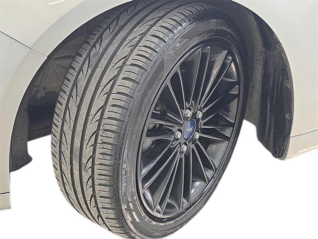 Used 2014 Ford Fusion SE w/ Equipment Group 202A image 36