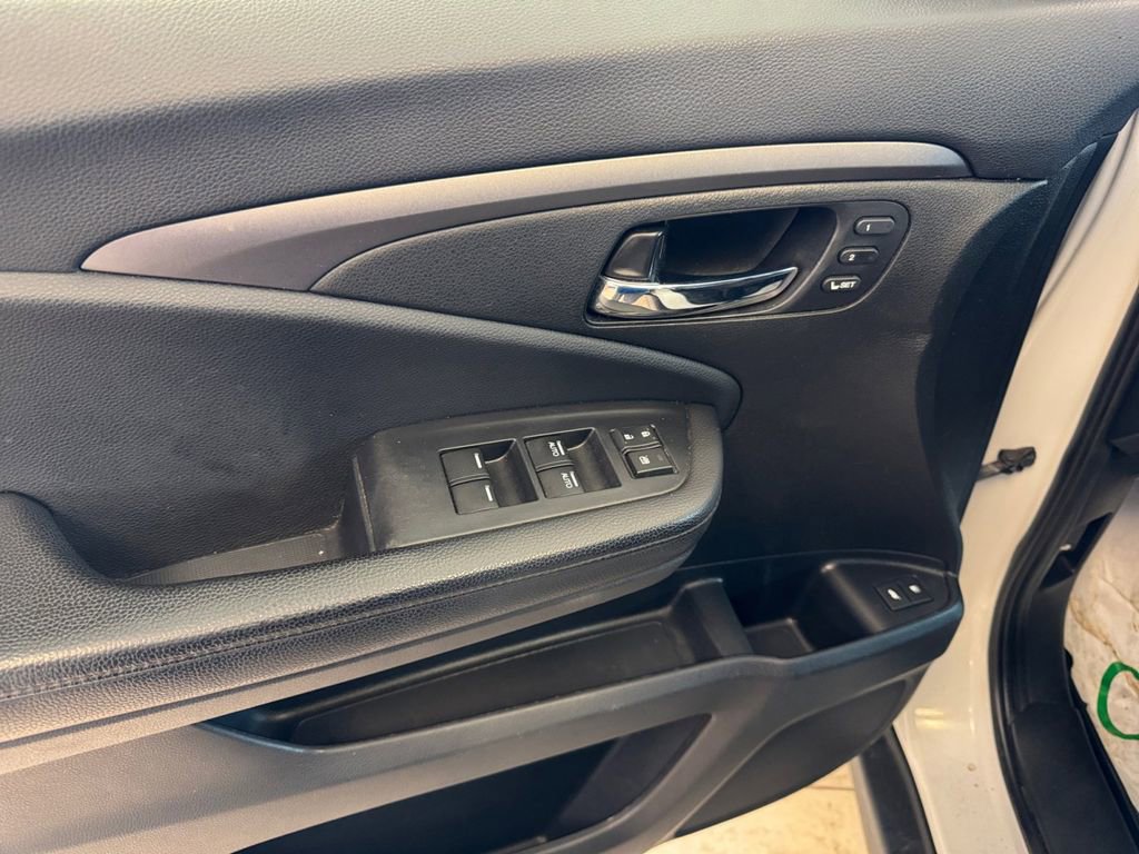 Used 2020 Honda Pilot EX-L image 11