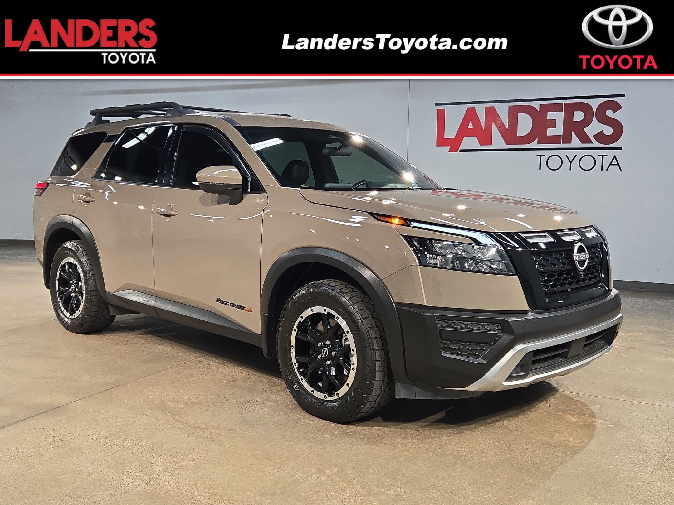 Used 2025 Nissan Pathfinder Rock Creek AWD/4WD image 1