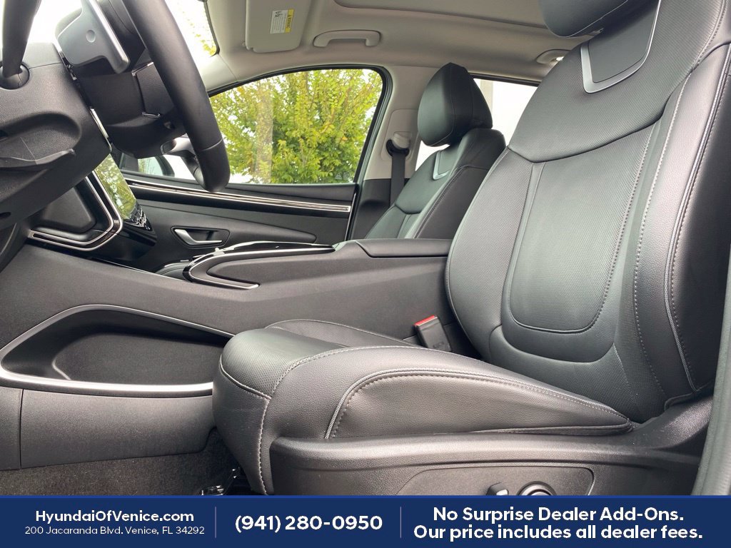 Used 2023 Hyundai Tucson Limited FWD image 2
