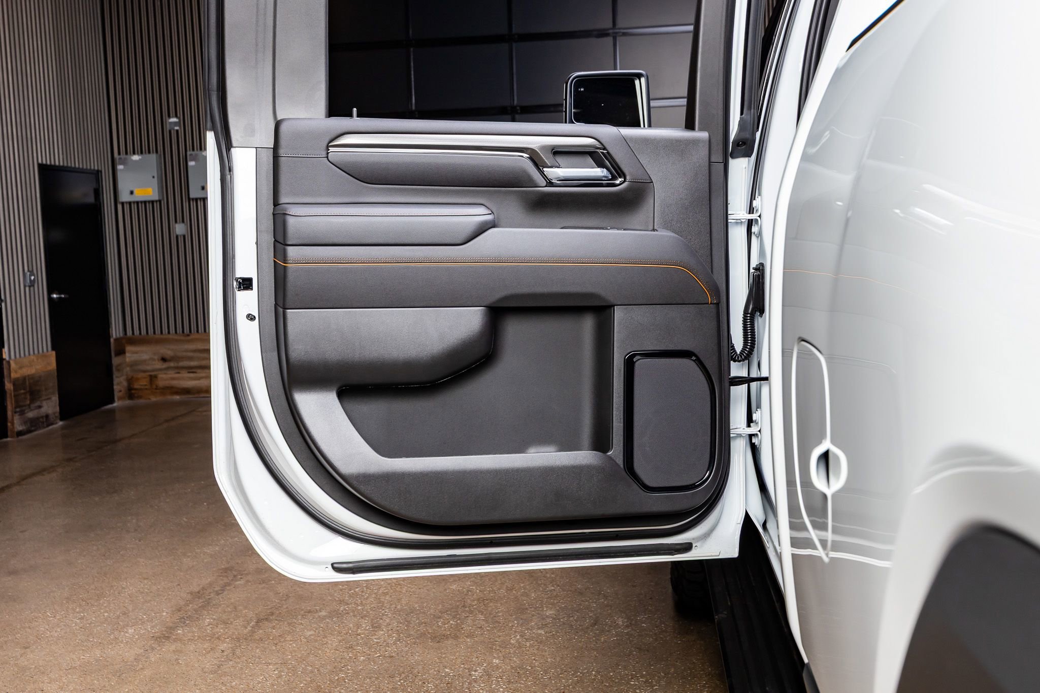 Used 2025 GMC Sierra 2500 AT4 w/ AT4 Premium Plus Package image 38