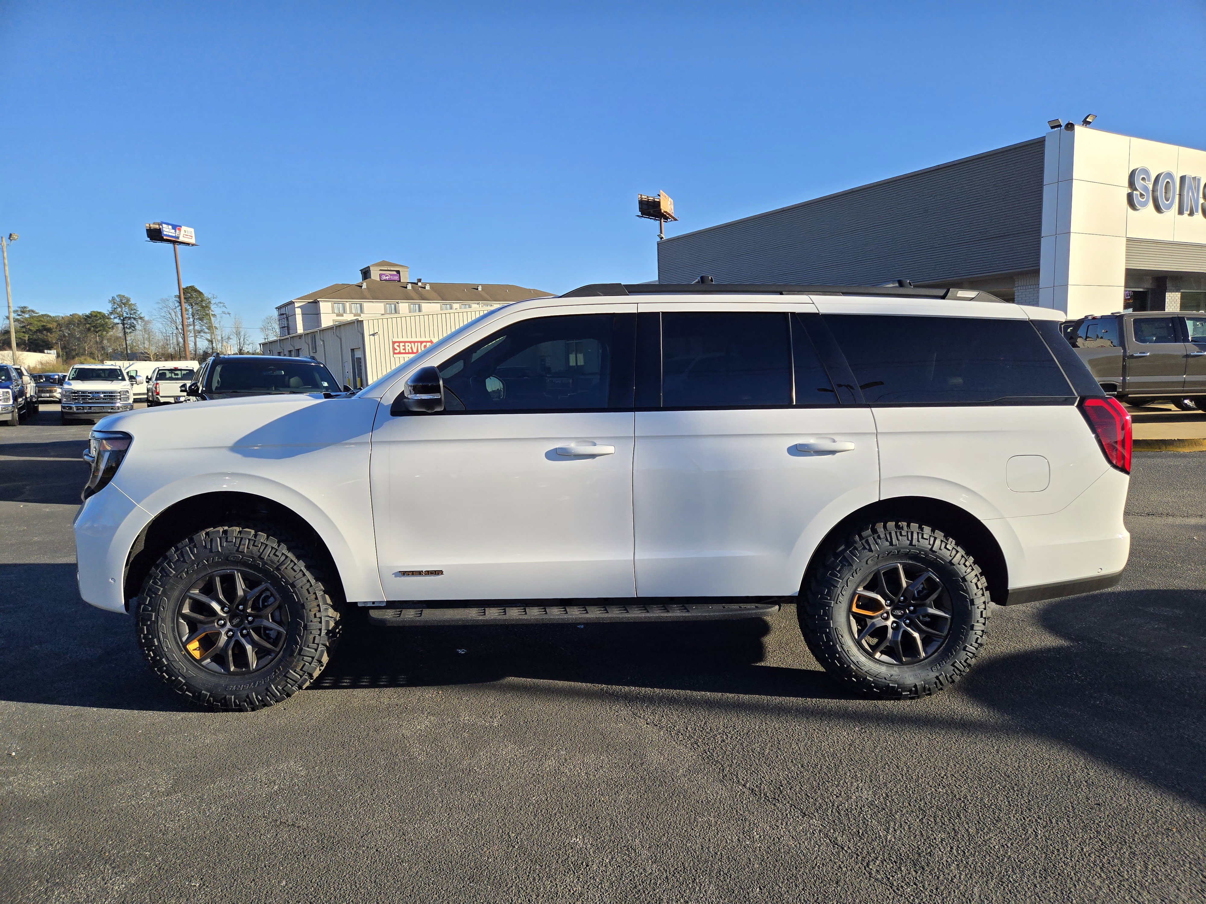 New 2025 Ford Expedition Tremor image 11