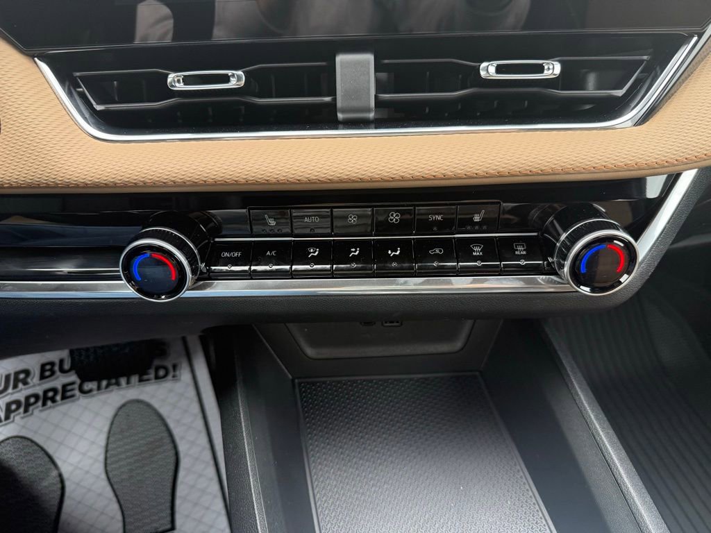 New 2026 Chevrolet Equinox ACTIV w/ Safety and Technology Package image 40