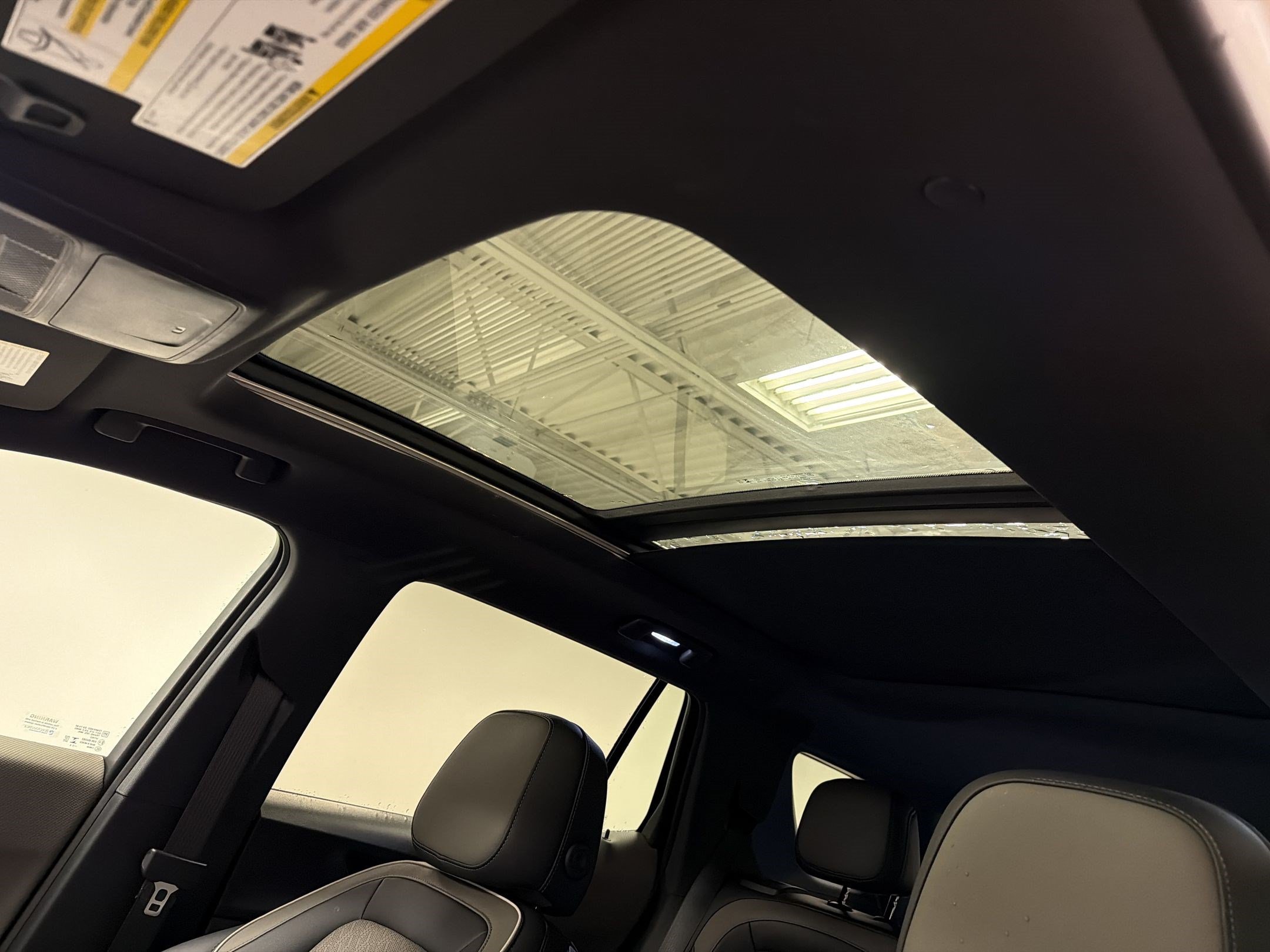 New 2026 Chevrolet Equinox LT w/ Convenience Package II FWD image 15