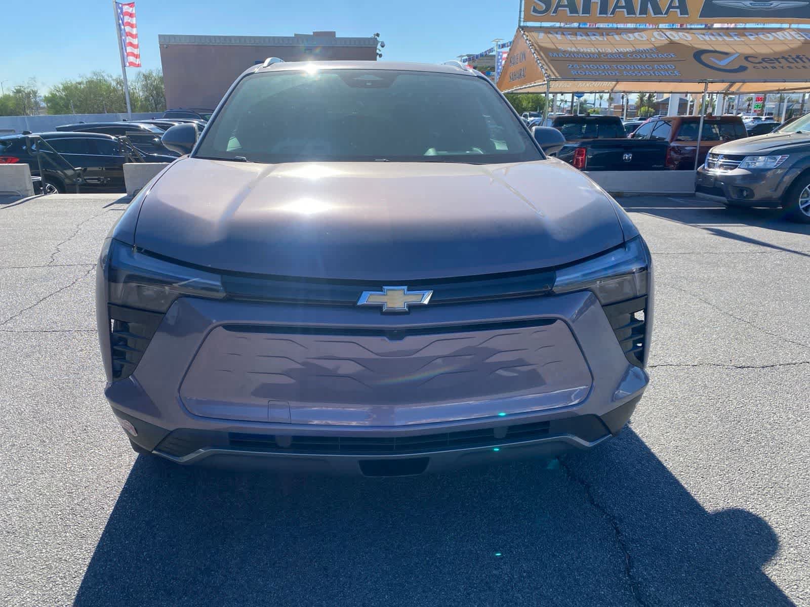 Used 2024 Chevrolet Blazer EV LT AWD/4WD image 2