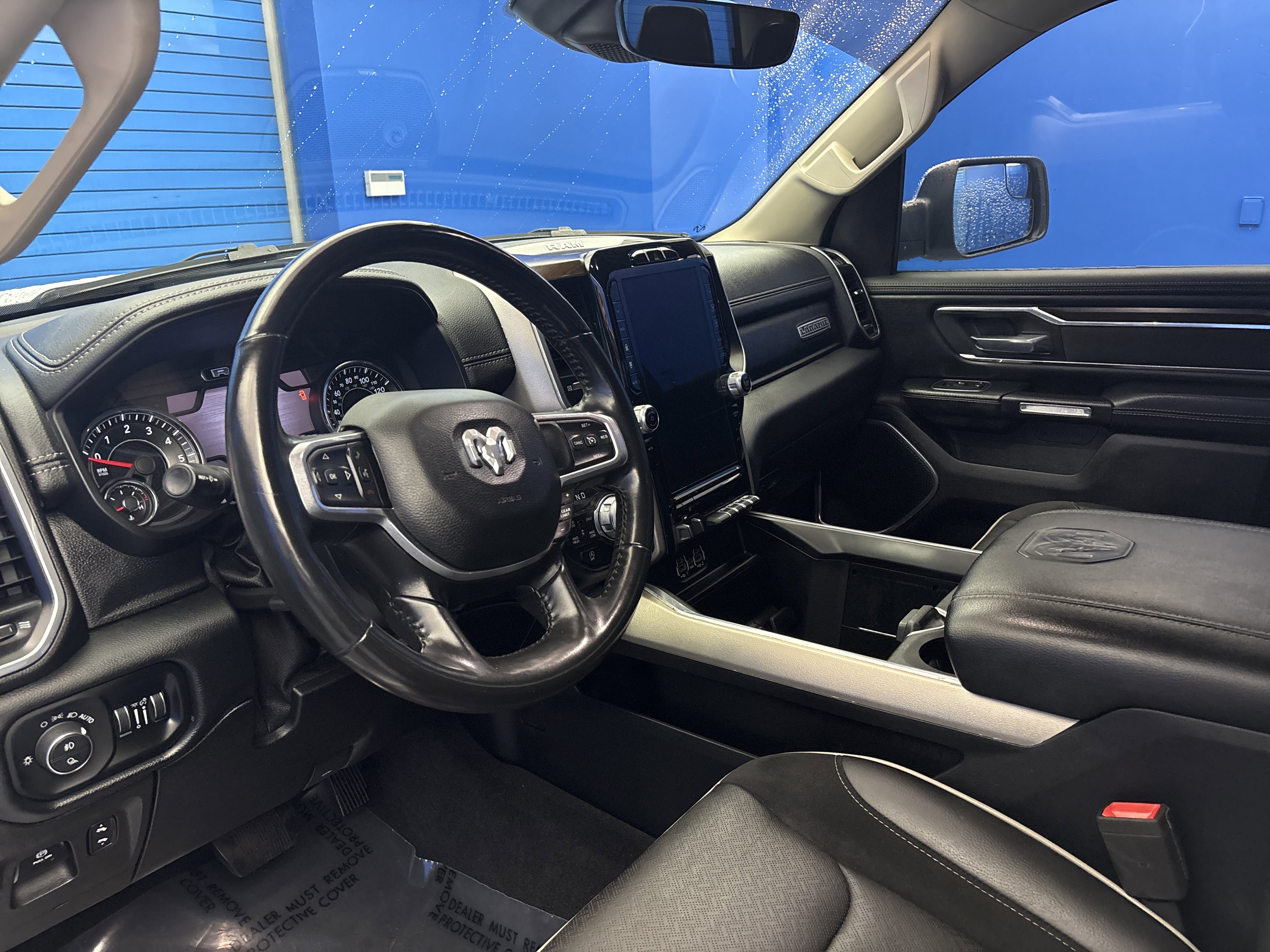 Used 2021 RAM 1500 Laramie AWD/4WD image 11