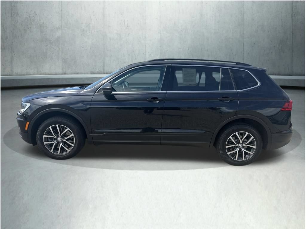 Used 2019 Volkswagen Tiguan SE w/ Panoramic Sunroof Package AWD/4WD image 2