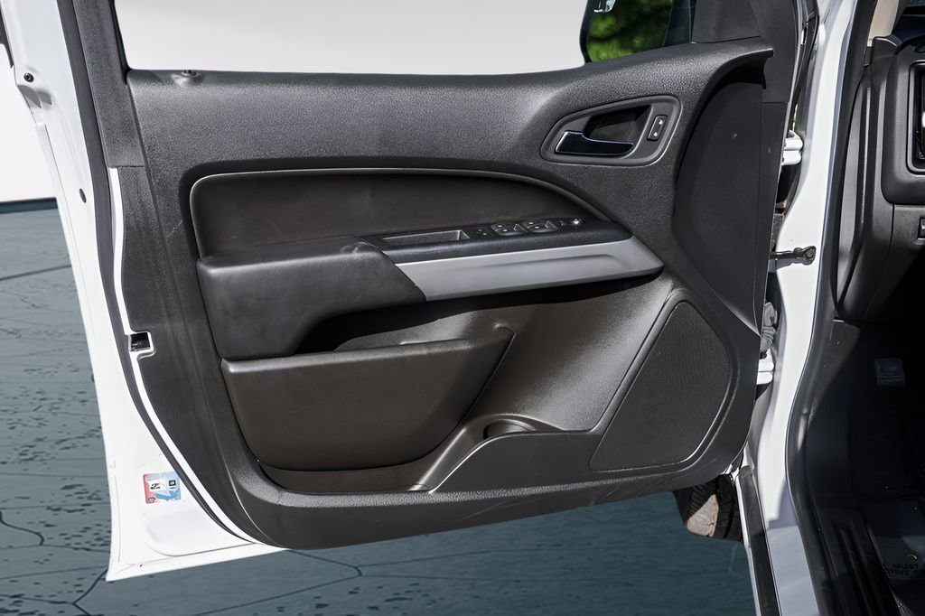 Certified 2022 Chevrolet Colorado LT w/ LT Convenience Package image 25