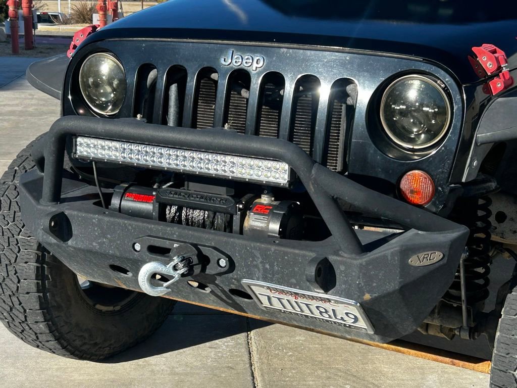 Used 2009 Jeep Wrangler Unlimited Rubicon w/ Dual Top Group image 5