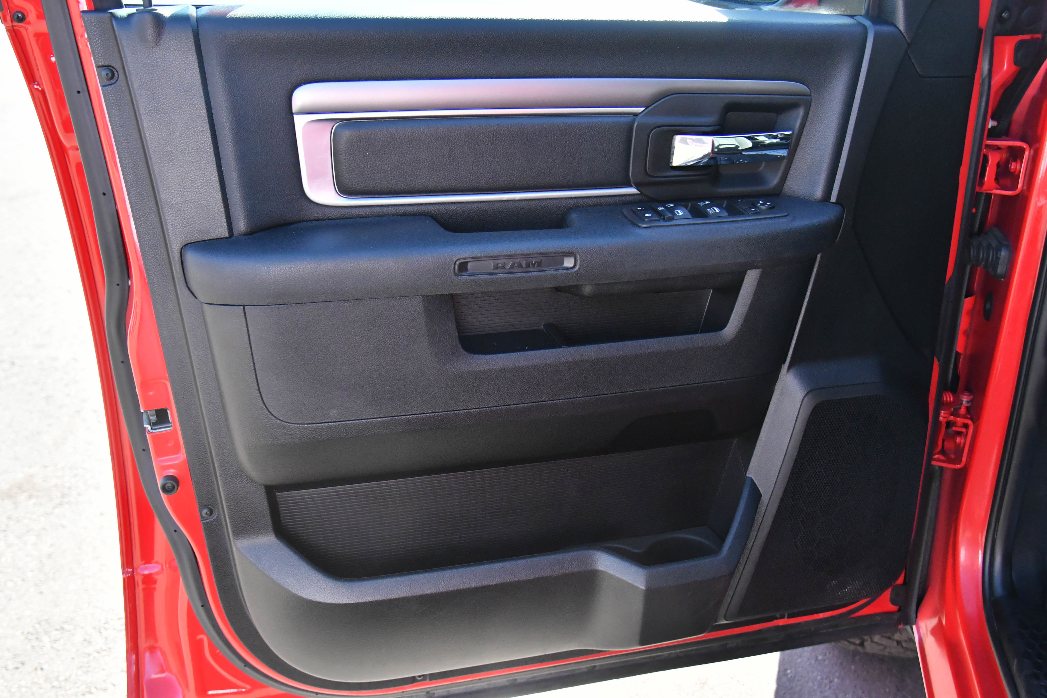 Used 2021 RAM 1500 Classic Warlock w/ Warlock All Terrain Package RWD image 13