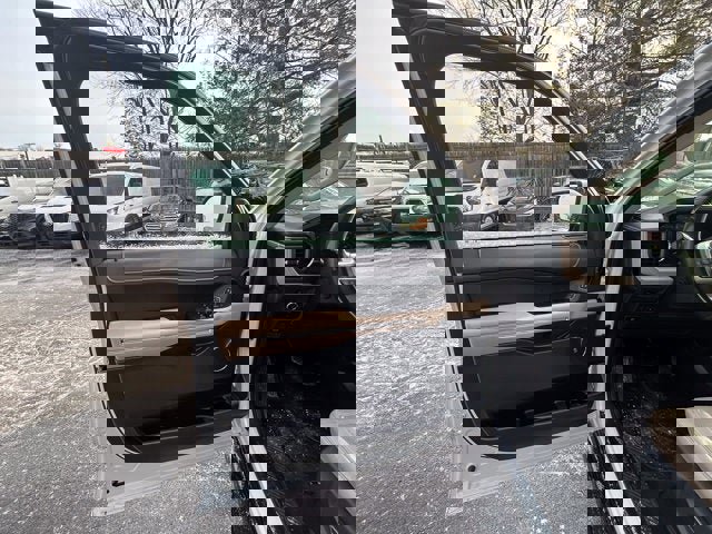 Used 2024 Ford Expedition Max Limited image 12