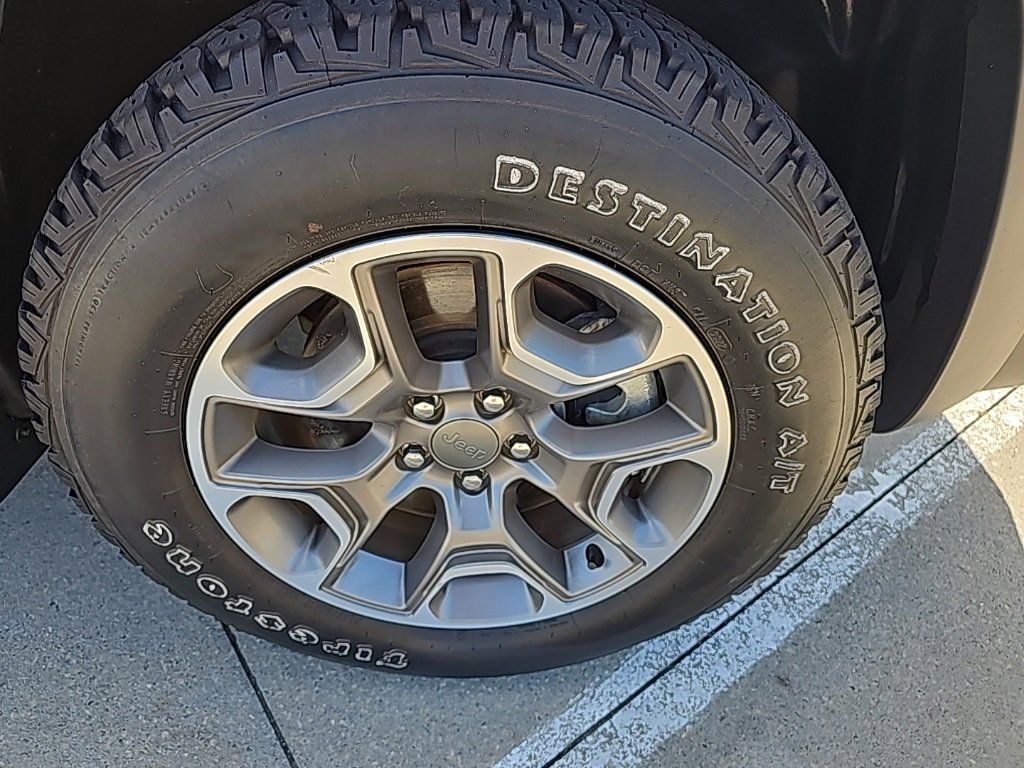 Certified 2022 Jeep Cherokee Trailhawk w/ Sound & Nav Group image 5