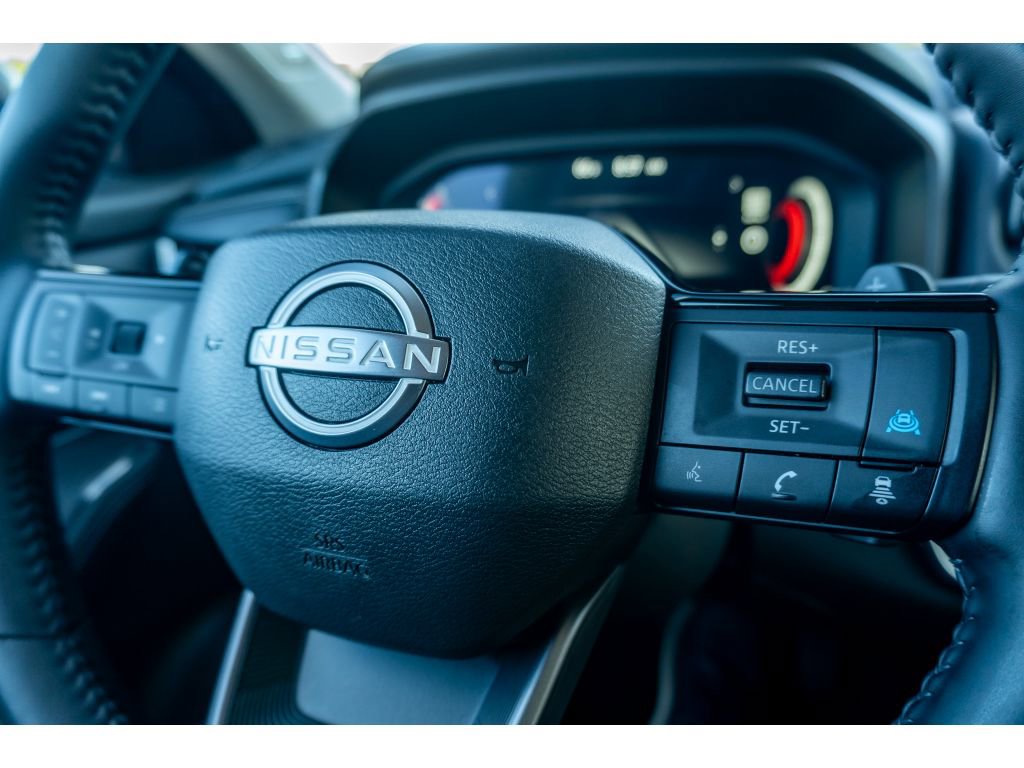 Used 2026 Nissan Rogue Platinum w/ Platinum Premium Package AWD/4WD image 30