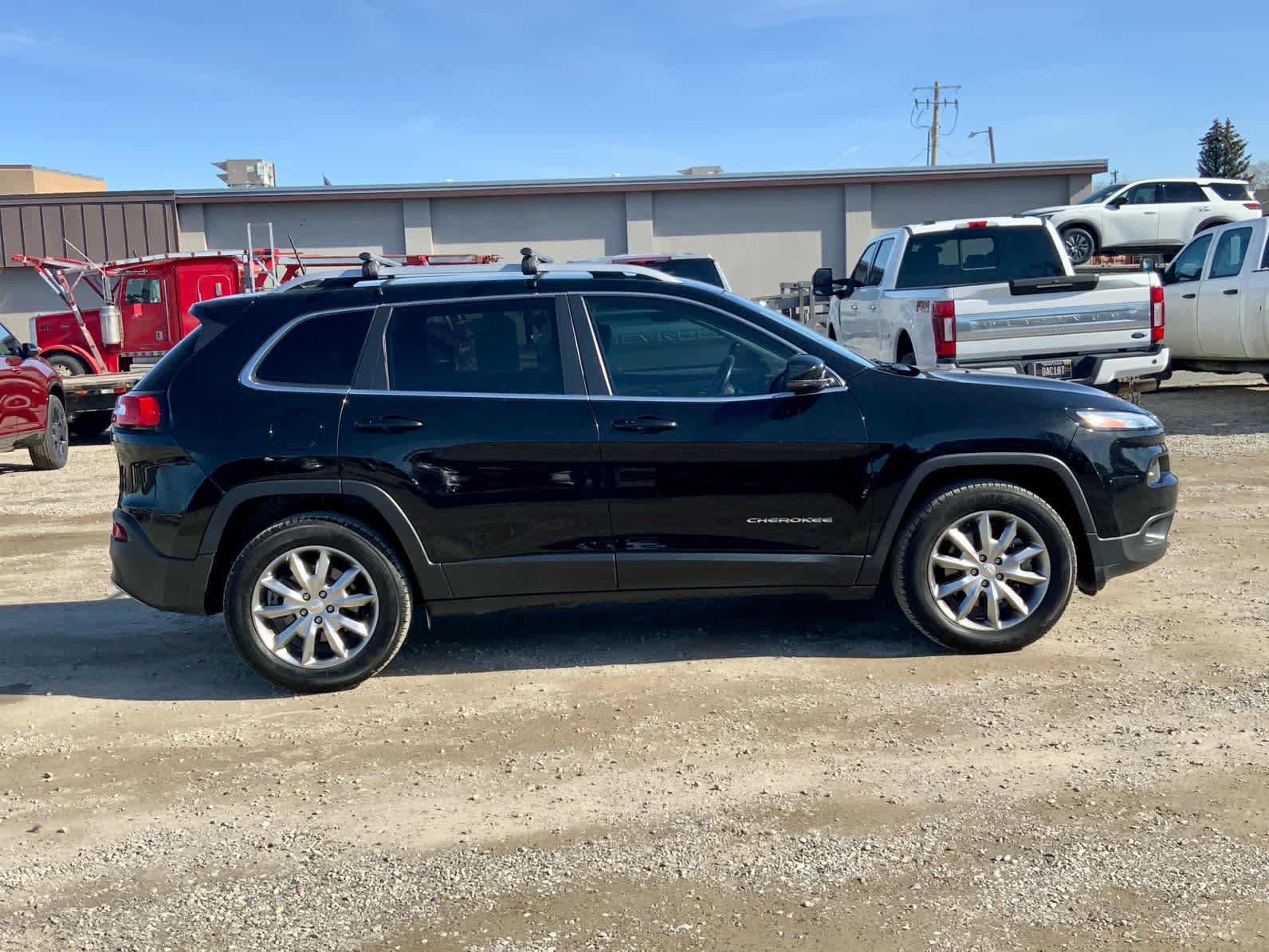Used 2018 Jeep Cherokee Limited image 6