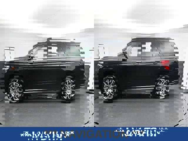 Used 2023 Ford Expedition Limited image 7