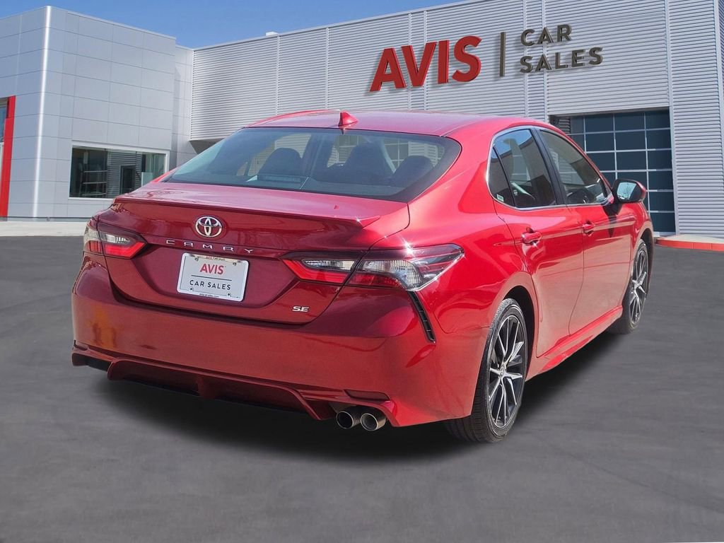 Used 2024 Toyota Camry SE image 6